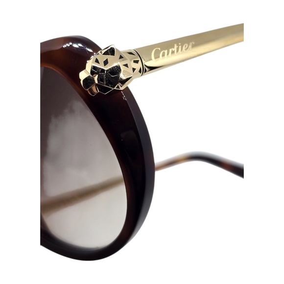 CARTIER Elegant Brown Sunglasses with Gold Accents - Picture 4 of 11